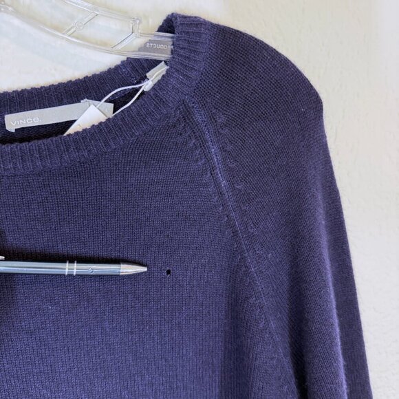 Vince Wool Cashmere Blend Sweater Navy Blue Size Large FLAW - Picture 4 of 13